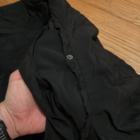 Vuori Light Rain Jacket - Picture 4 of 11